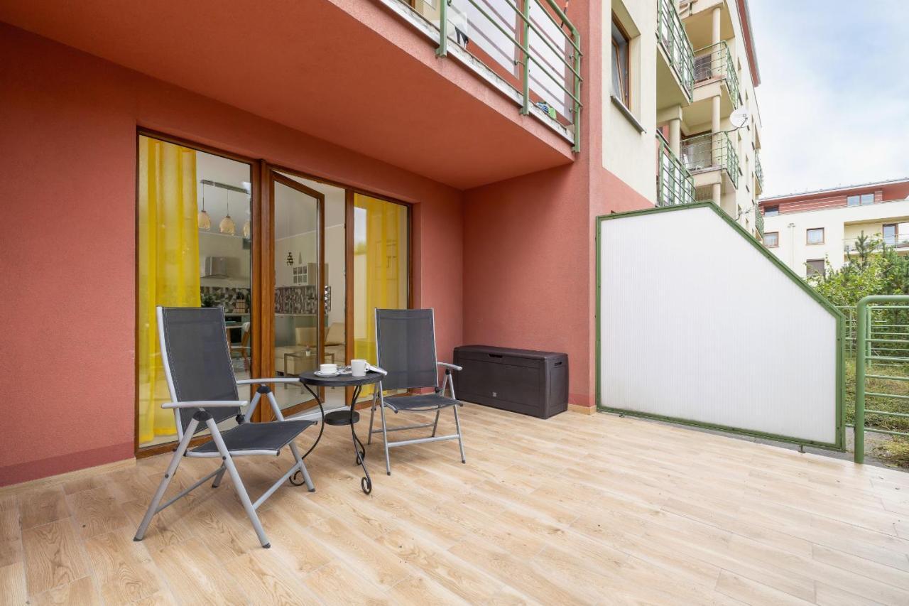 Apartment Mondrian Cracow - 2 Bedroom For Office By Renters Krakow